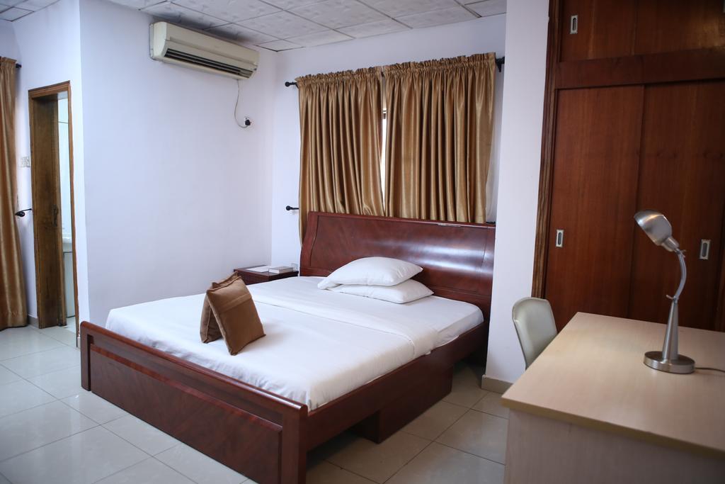 The Habitat Suites International Lagos Quarto foto