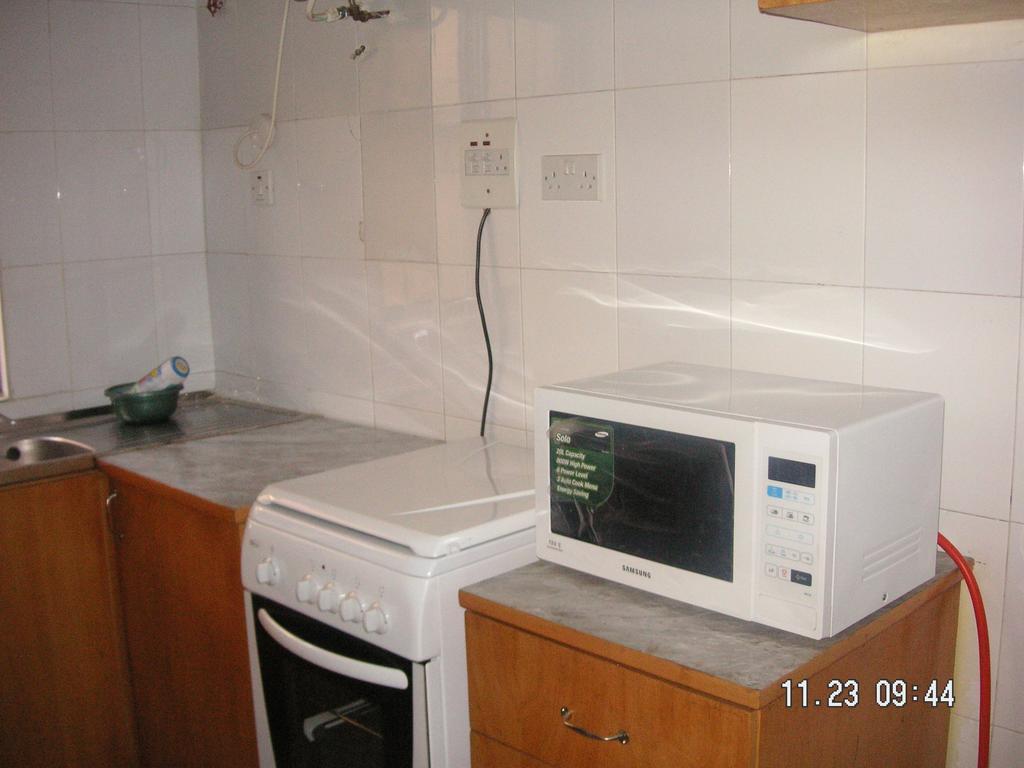 The Habitat Suites International Lagos Quarto foto