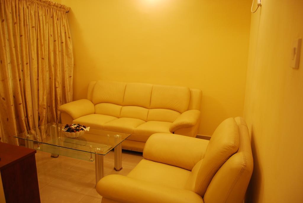 The Habitat Suites International Lagos Quarto foto