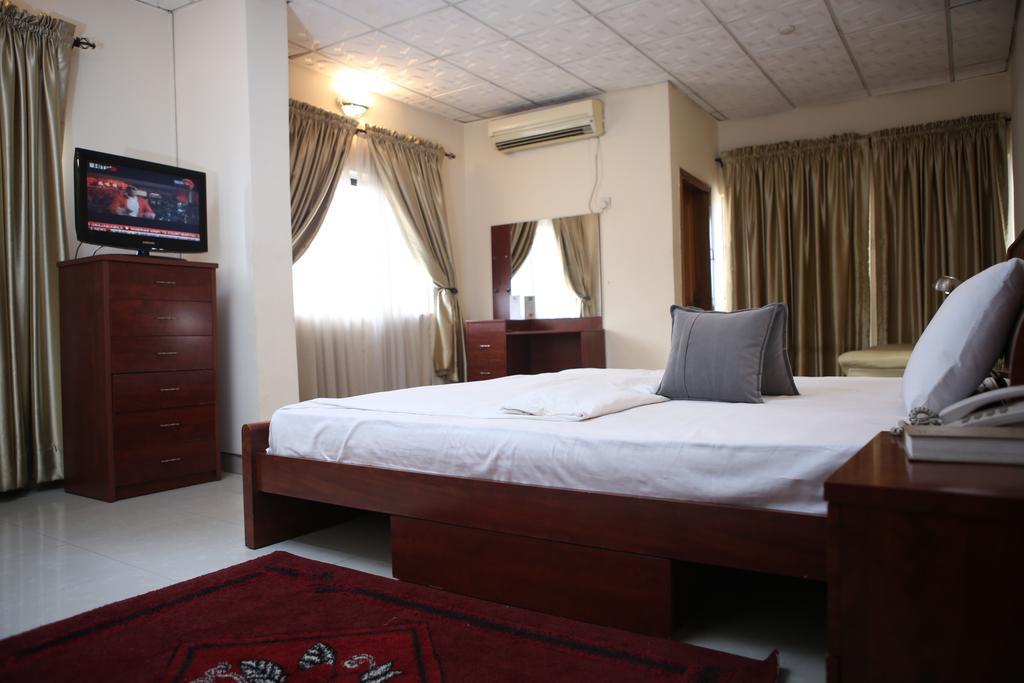 The Habitat Suites International Lagos Quarto foto