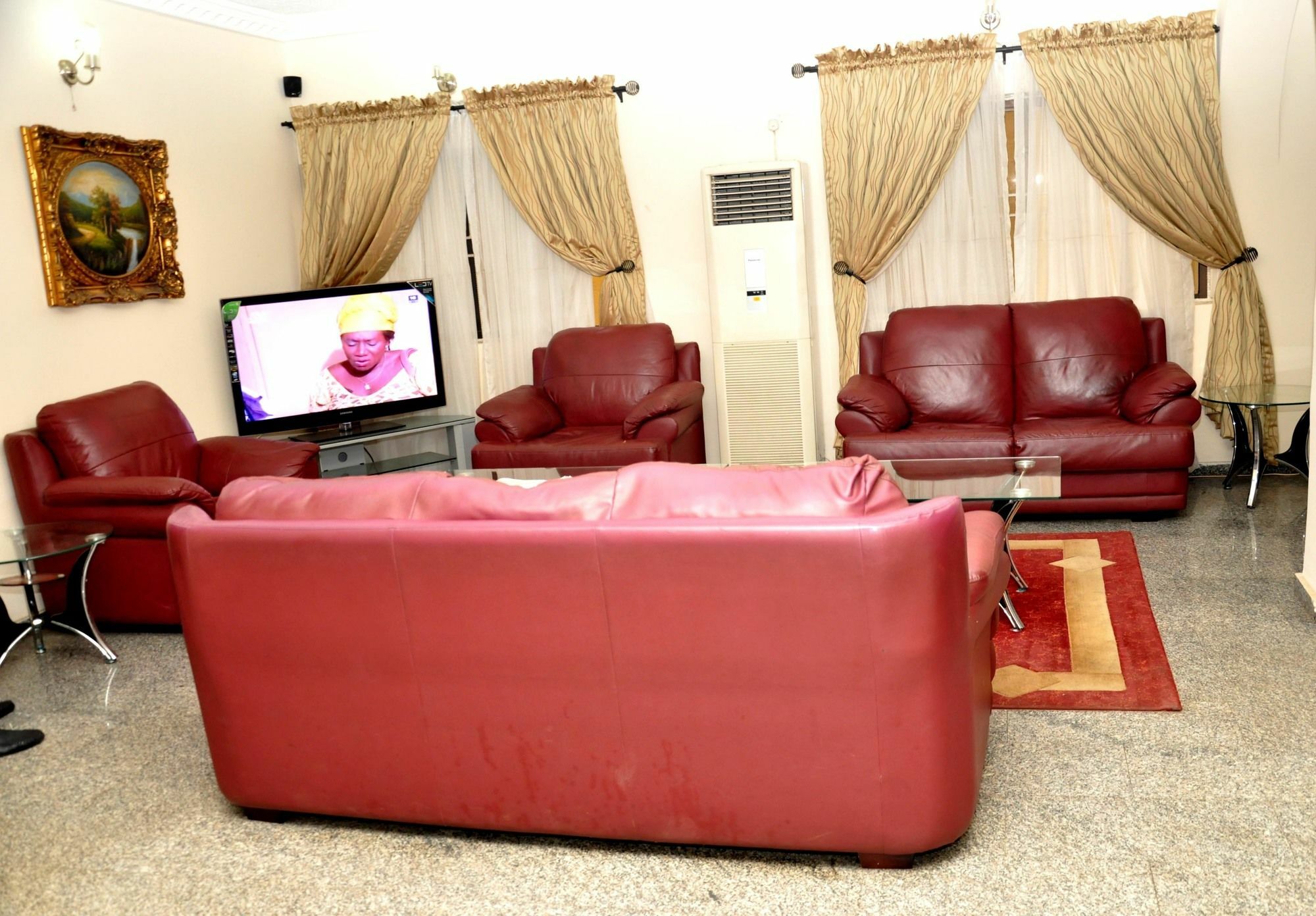 The Habitat Suites International Lagos Exterior foto